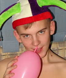 Body Boys Teens 621cea8ab3a7d.jpg