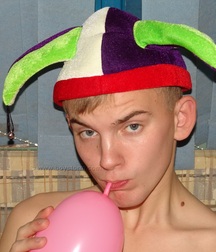 Body Boys Teens 621cea8d8c94a.jpg