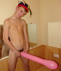 Body Boys Teens 621ceb3d581a4.jpg