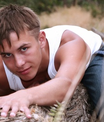 Gay Porn Tube Mike Teen Demonstrates His Body On Nature
