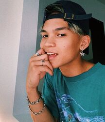 FOX 61b00b34752e8.jpg