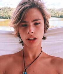 Random Cute Twink Gay Tube 5fea2d965643a.jpg