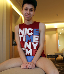 Twinks porn huge cock gay tube 10 5ffeca8fee495.jpg
