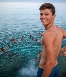 TWINKS TUBE SPEEDO GREAT BOYS 60fc52dbc920e.jpg
