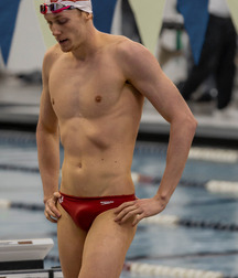 twinks swimming tube shirtless 6106d88ee614d.jpg
