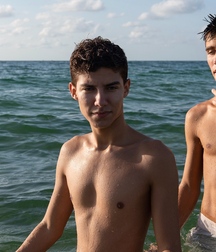 twinks tube summer boys 610d25afee539.jpg