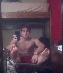 LOBER FEET BOYS PORN 61223be91687b.jpg