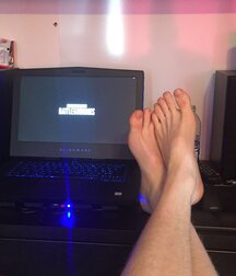 BOYS BAREFOOT GAY BOYS PORN 61223cc8d2577.jpg