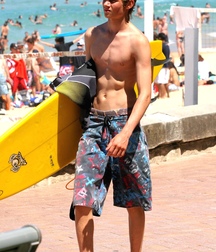 Twinks beach bodies tube 613b306544072.jpg