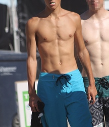 Twink Tube Speedos Sexy Boys 613b30b8aa979.jpg