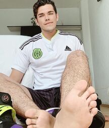 Boys feet twink tube 613b319d422f1.jpg