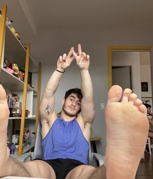 Feet twinks lover boys tube 613dec9fcdf18.jpg