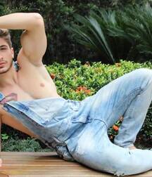 Twinks barefoot twink tube boys nude 614b36ad40f38.jpg