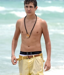 Young swimming boys twink tube 614b4df68e828.jpg