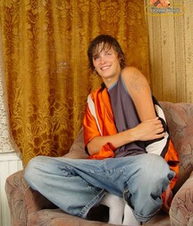 Gay porn young beauty body 616a96d175cfd.jpg