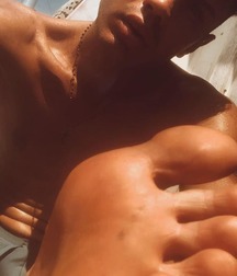 Gay porn slurp feet boys 616a99656c277.jpg