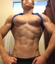 Hot Guy: James 5fefe9c2d111d.jpg