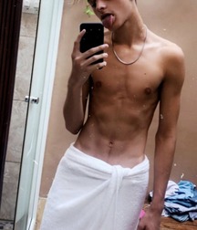 Hot Guys 5 601065dd2c52d.jpg