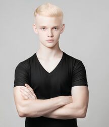 Hot Guys 5 60106624ddd26.jpg