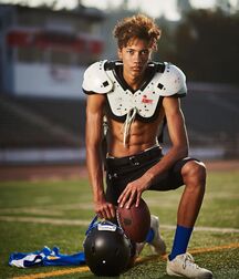 Hot Guys 6 6010ecf18cb85.jpg