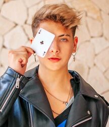 Hot Guys 6 6010ecfa54ac3.jpg
