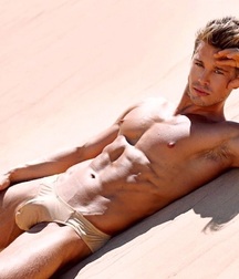 Hot Guys 12 60c646bbc4c15.jpg