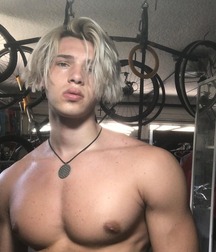 Hot Guy: Chase 60e7848e403cb.jpg