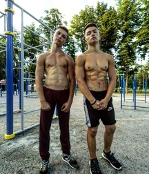 Hot Guys 17 60f9bd31d6cf8.jpg