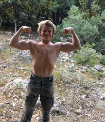 Hot Guys 17 60f9bd66f19d4.jpg