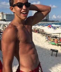 Hot Guys 17 60f9bd99920a1.jpg