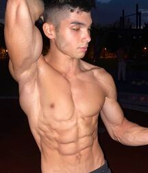 Muscle Boy: Tony 61338d8bab57d.jpg