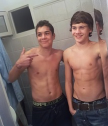 Hot Guys 18 613659388a942.jpg