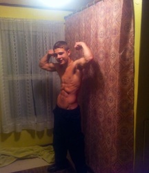 Hot Guys 19 61377f1f87f33.jpg
