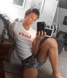 Hot Guys 20 6142091996972.jpg