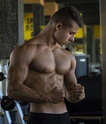 Hot Guy: Alex 6157c50008025.jpg