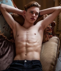 Hot Guys 24 6175bd4f7d5fa.jpg