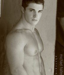 Hot Guys 29 6194b4e4933de.jpg