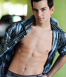 Hot Guys 35 61ad0773f2514.jpg