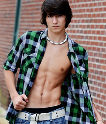 Hot Guys 35 61ad0793c93c3.jpg