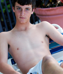 Hot Guys 35 61ad07c320e2f.jpg