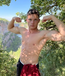 Hot Guys 38 61b05ef469e48.jpg