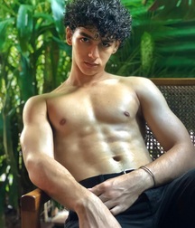 Hot Guys 38 61b05f1e56dac.jpg