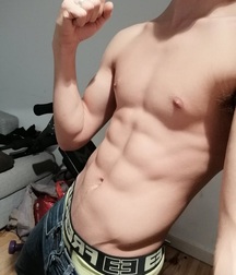 Hot Guys 38 61b05f6b66f0e.jpg