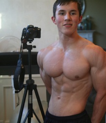 Hot Guys 38 61b05fdba38b8.jpg