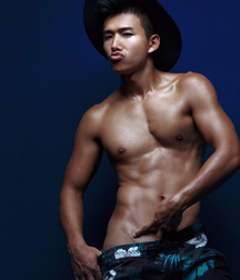 Hot Guys 45 61c062e044b6f.jpg