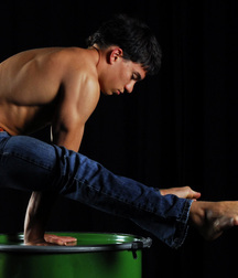 Hot Guys 45 61c064cbc72d2.jpg