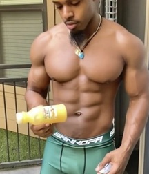 Hot Guys 46 61c08df2d7afe.jpg