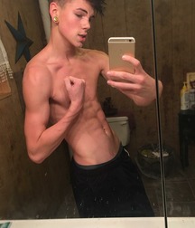 Hot Guys 46 61c08e127afae.jpg