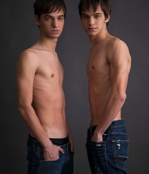 Hot Guys 49 61d467ec332fb.jpg