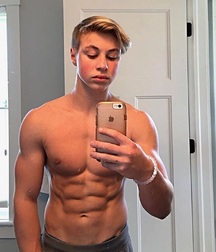 Hot Guys 54 62026b0e5e371.jpg